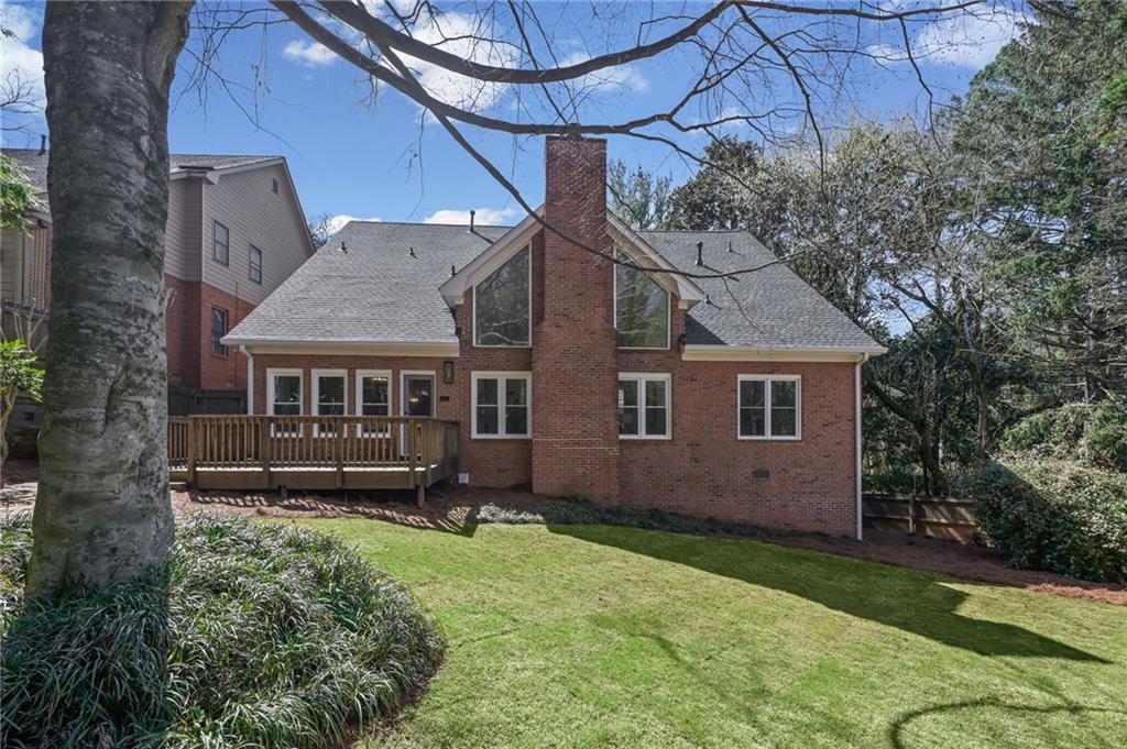 1018 Mill Creek Manor NE