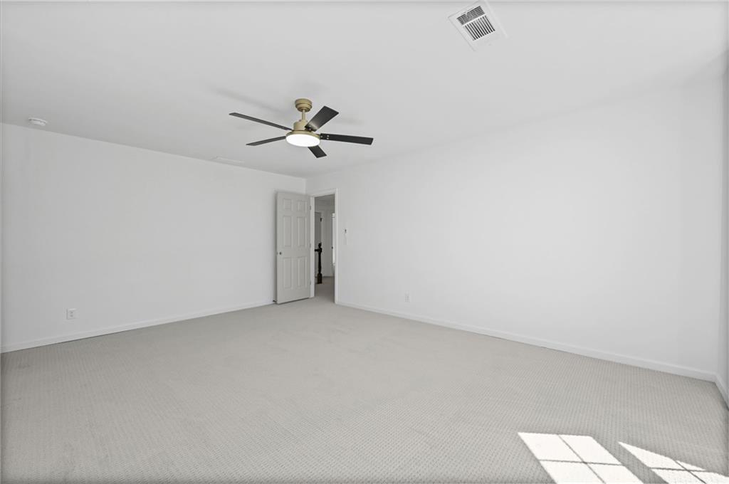 1018 Mill Creek Manor NE