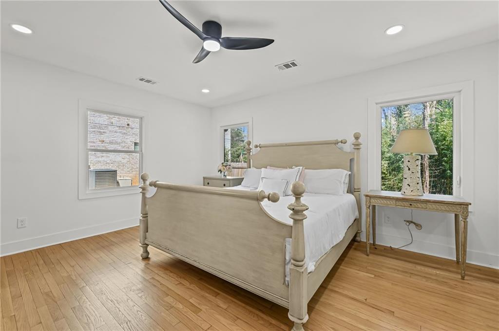 5905 Greenbrier Road