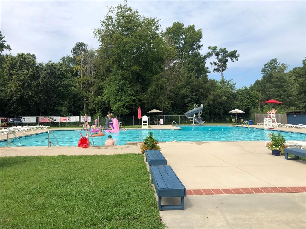 5905 Greenbrier Road