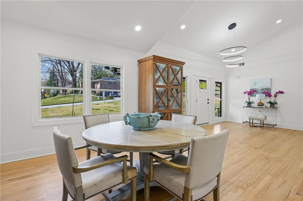 5905 Greenbrier Road