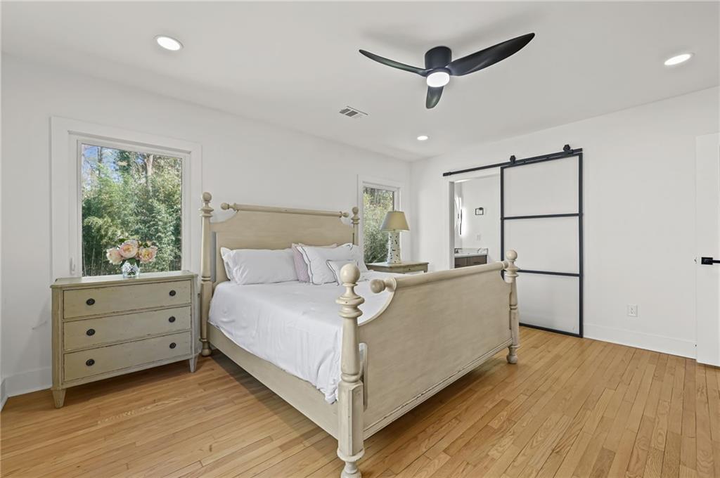 5905 Greenbrier Road