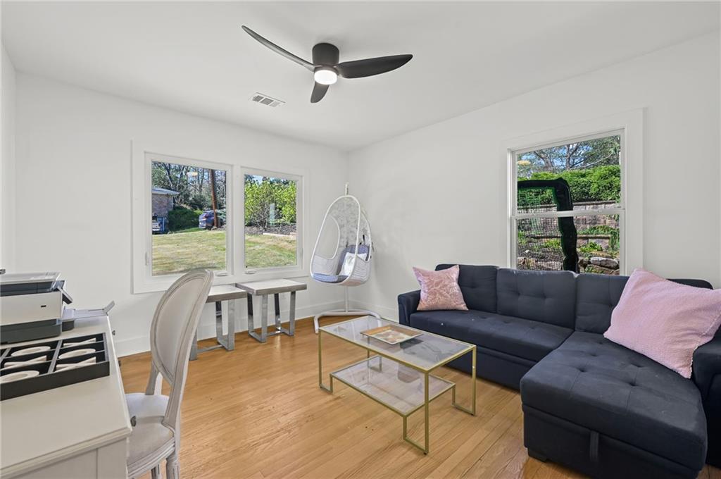 5905 Greenbrier Road