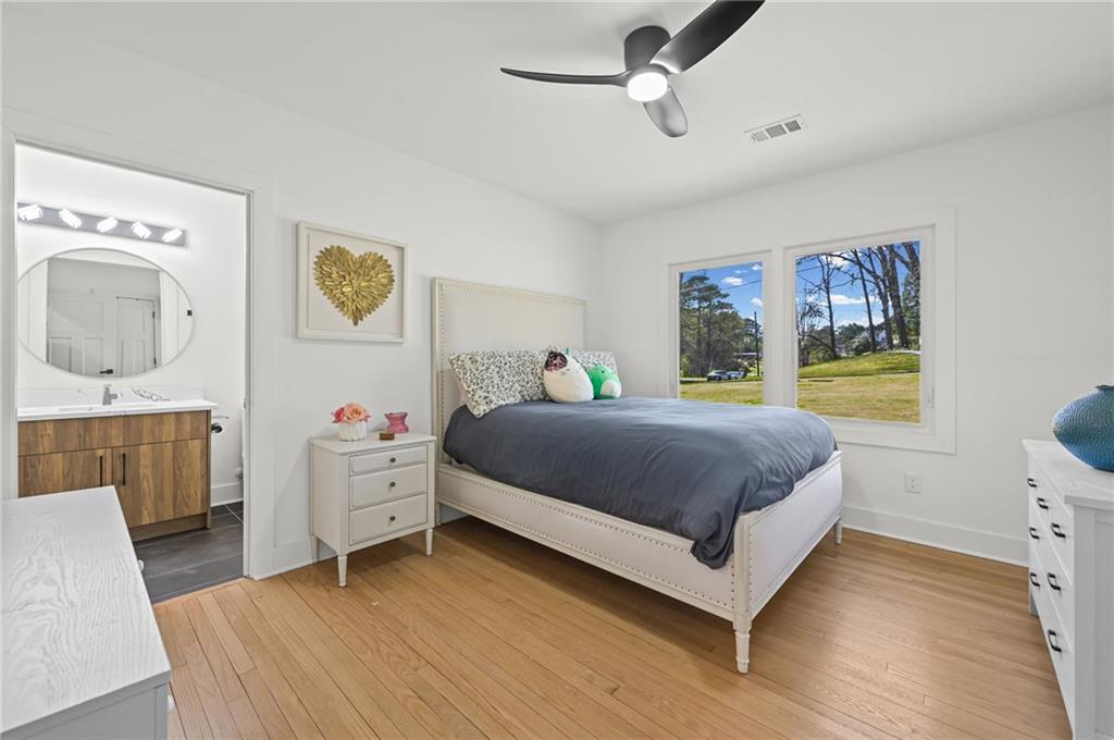 5905 Greenbrier Road