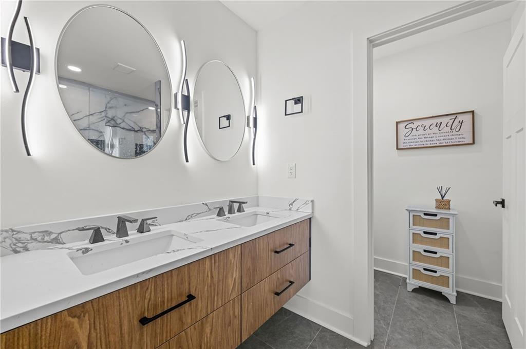 5905 Greenbrier Road