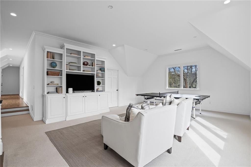 6210 River Chase Circle