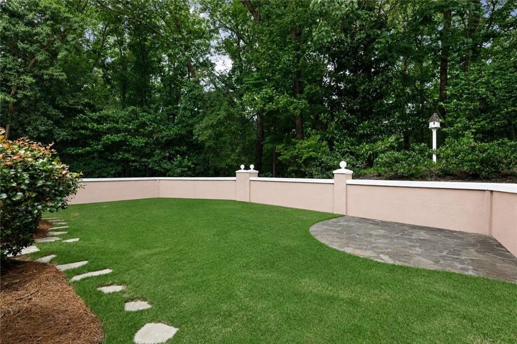135 Lameloise Lane