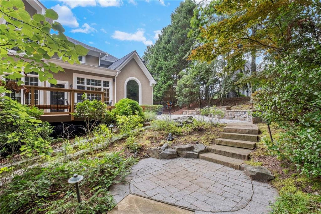 3915 Merriweather