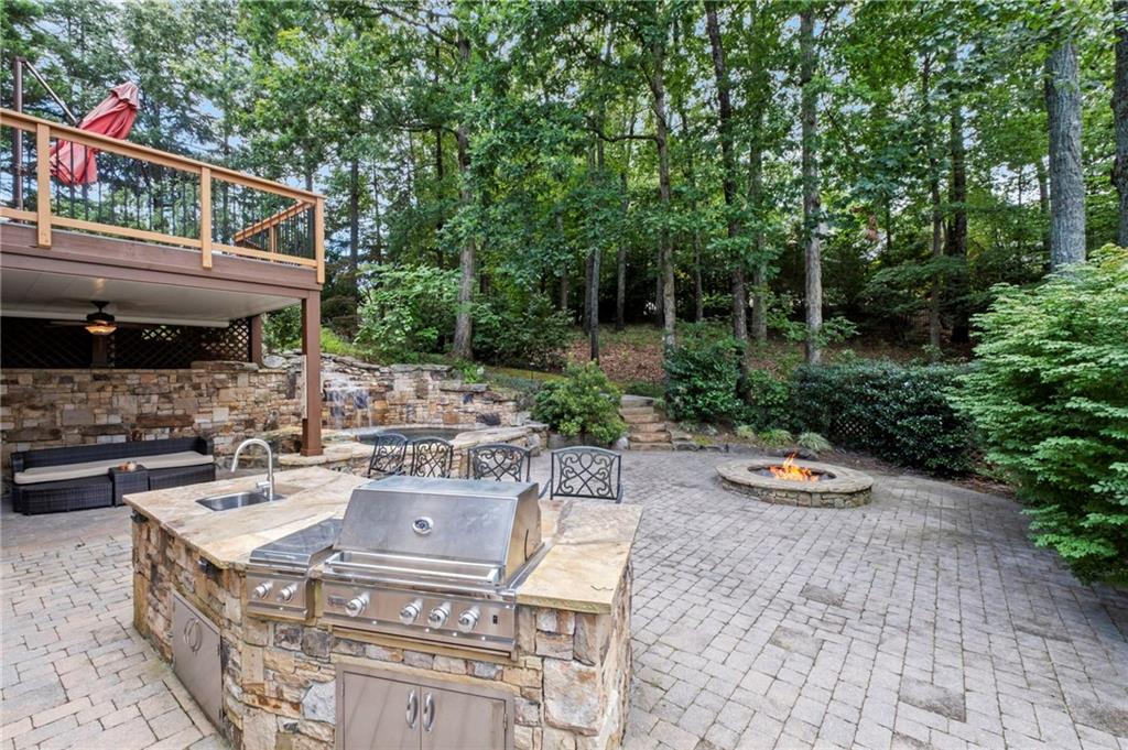 3915 Merriweather