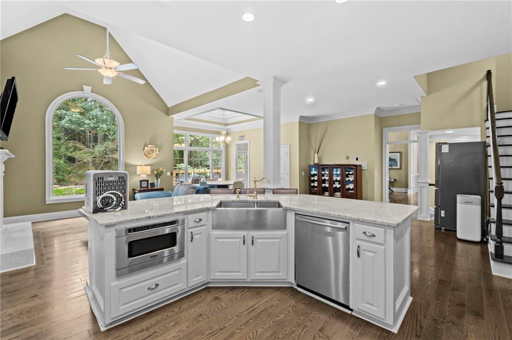 3915 Merriweather