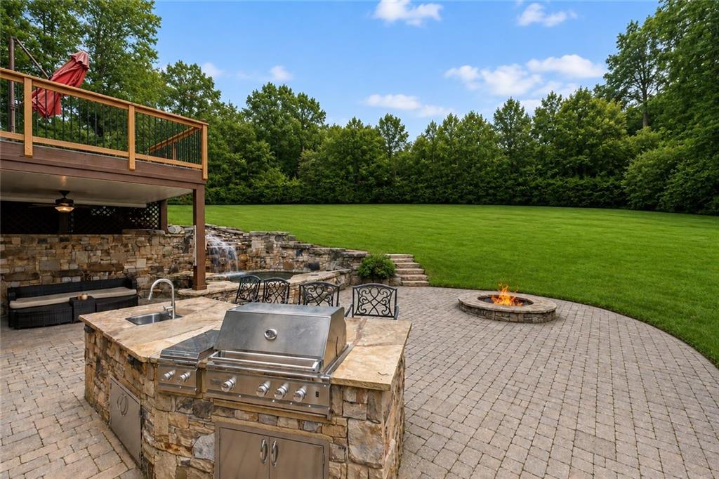 3915 Merriweather