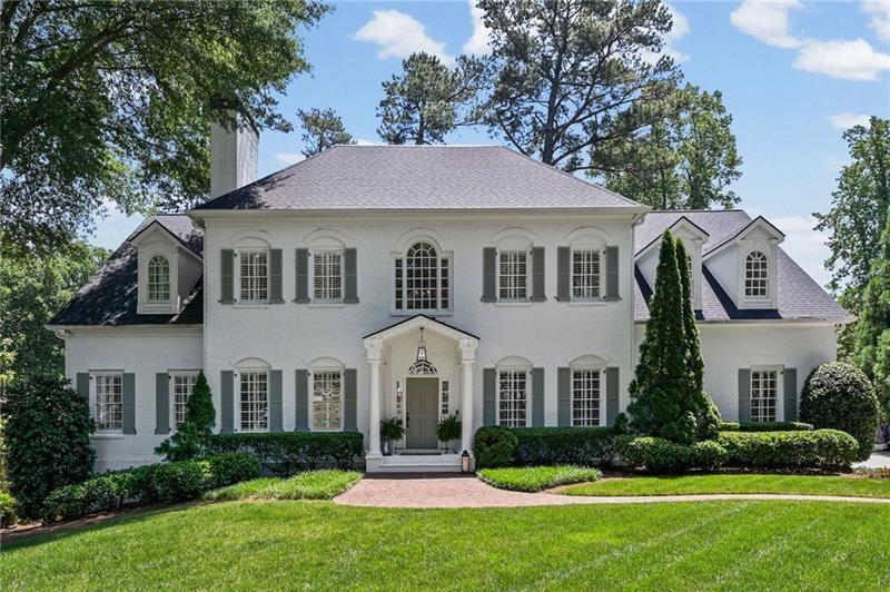 4371 Club Drive NE