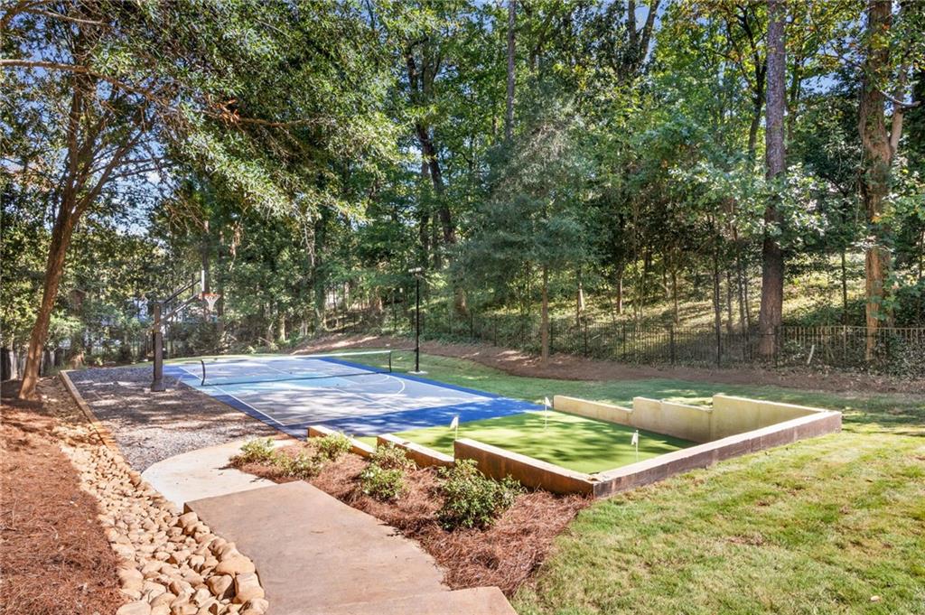 4731 Dudley Lane