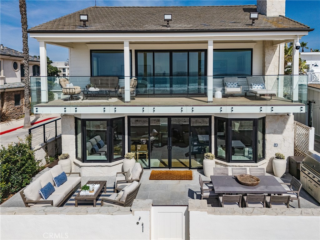 6110 W Oceanfront