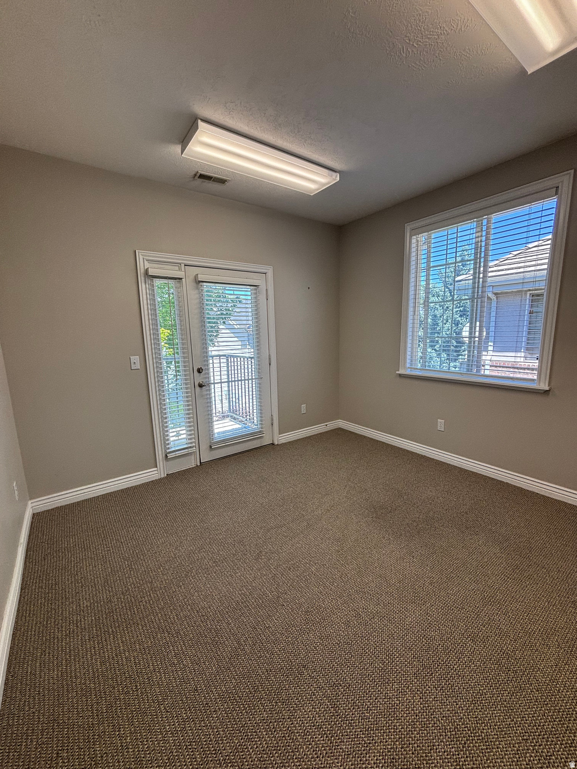 1106 S UNION AVE