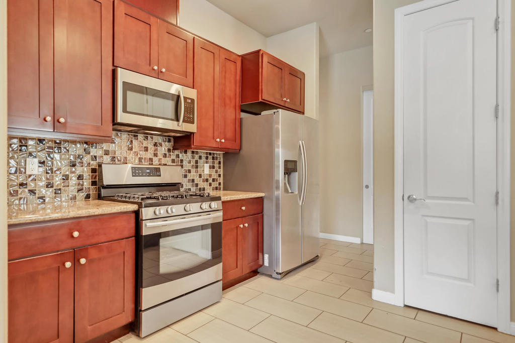 31715 Avenida Alvera