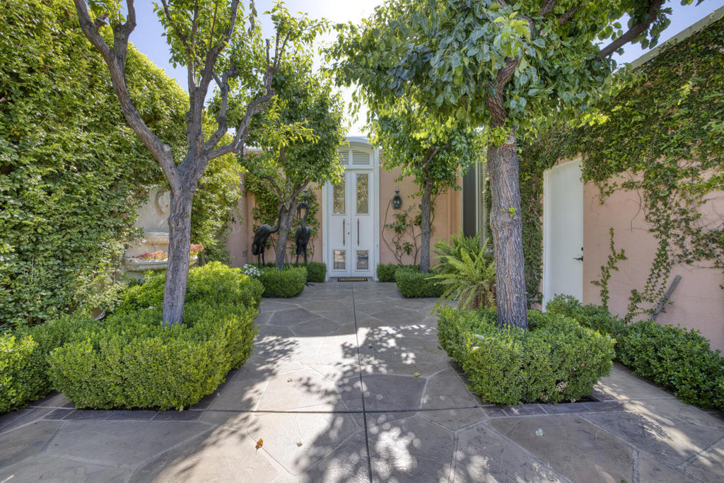 46940 Somia Court