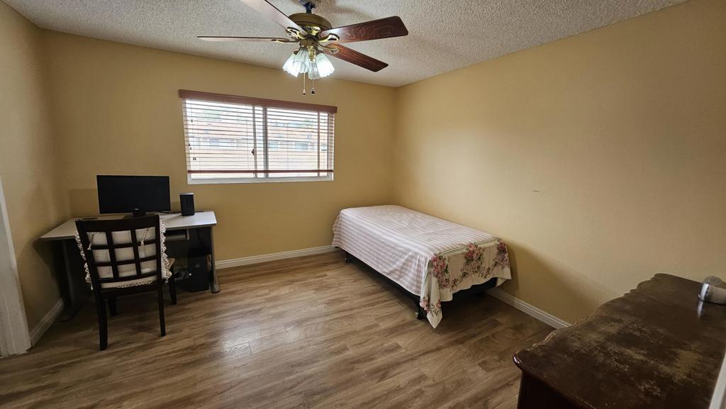 15226 Shadybend Drive 32