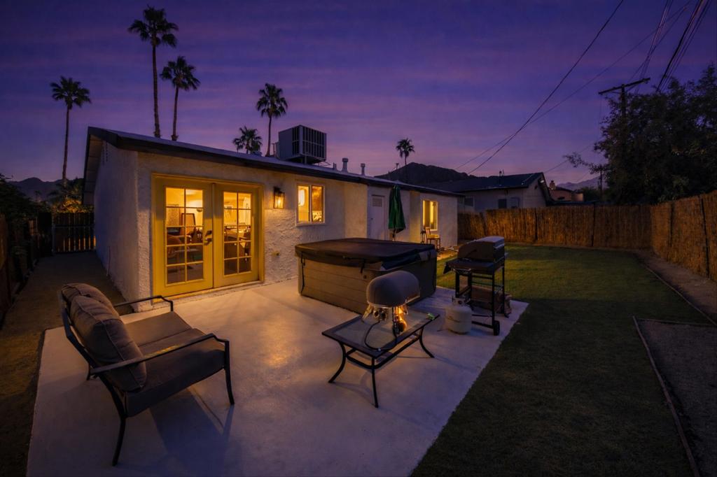 52905 Avenida Martinez