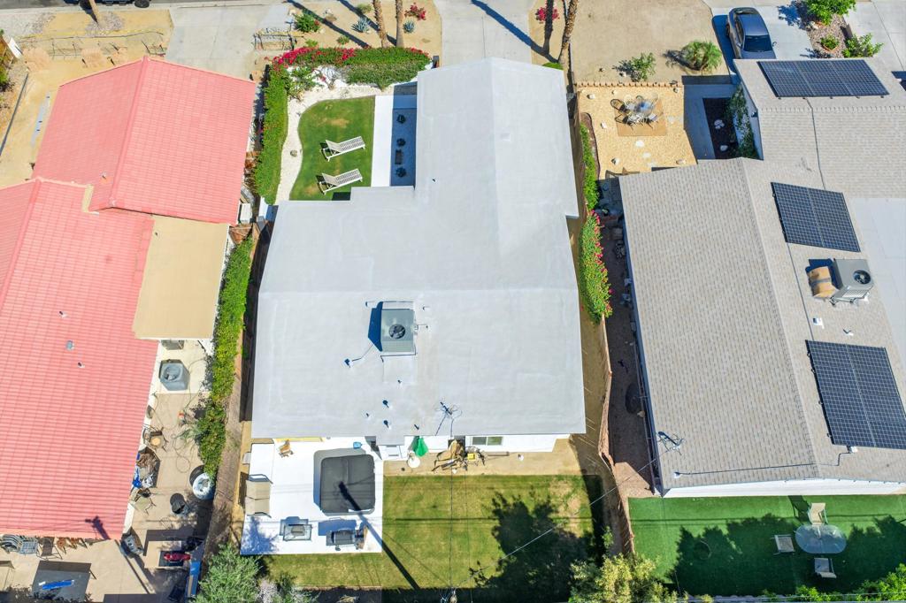 52905 Avenida Martinez