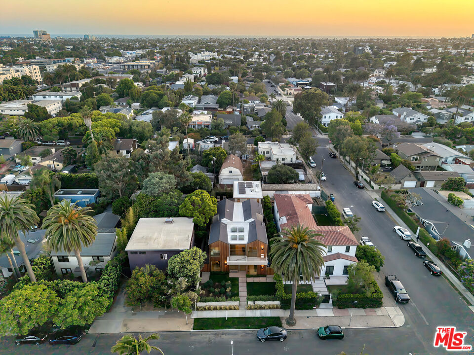 2307 Louella Avenue