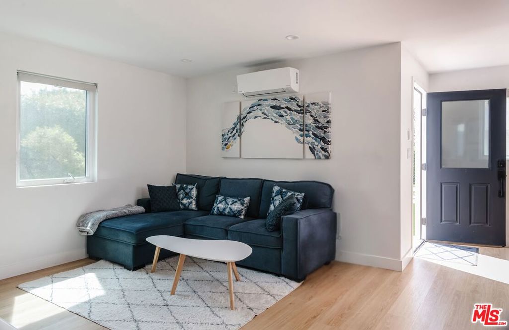 4235 Lafayette Place