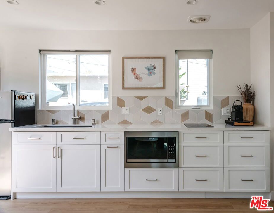 4235 Lafayette Place