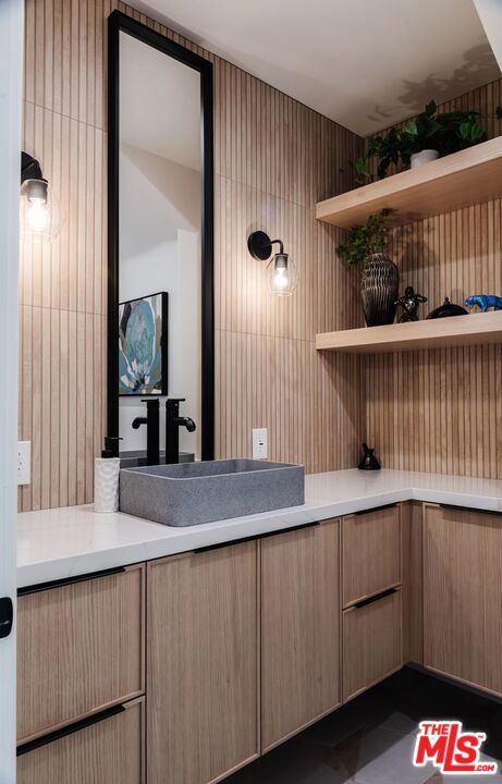 4235 Lafayette Place