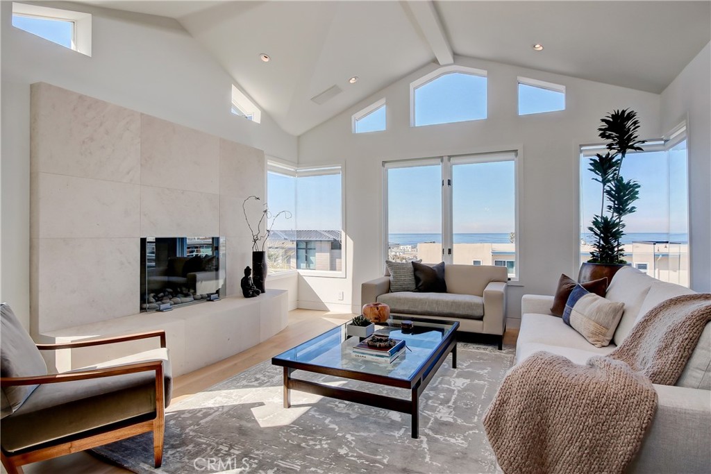 1712 Manhattan Avenue