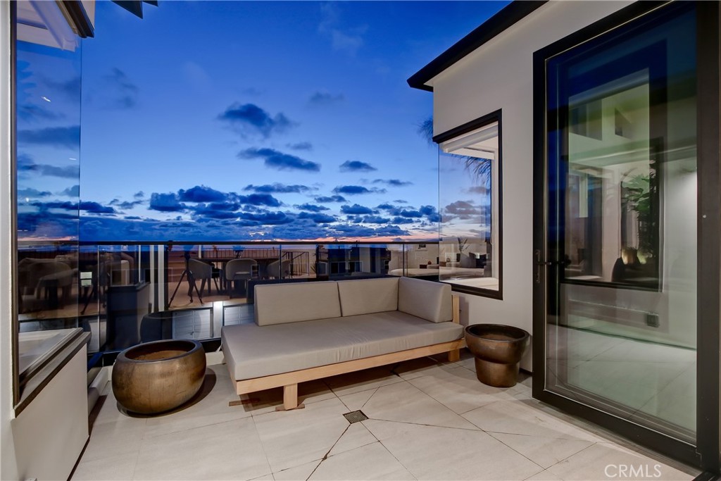 1712 Manhattan Avenue