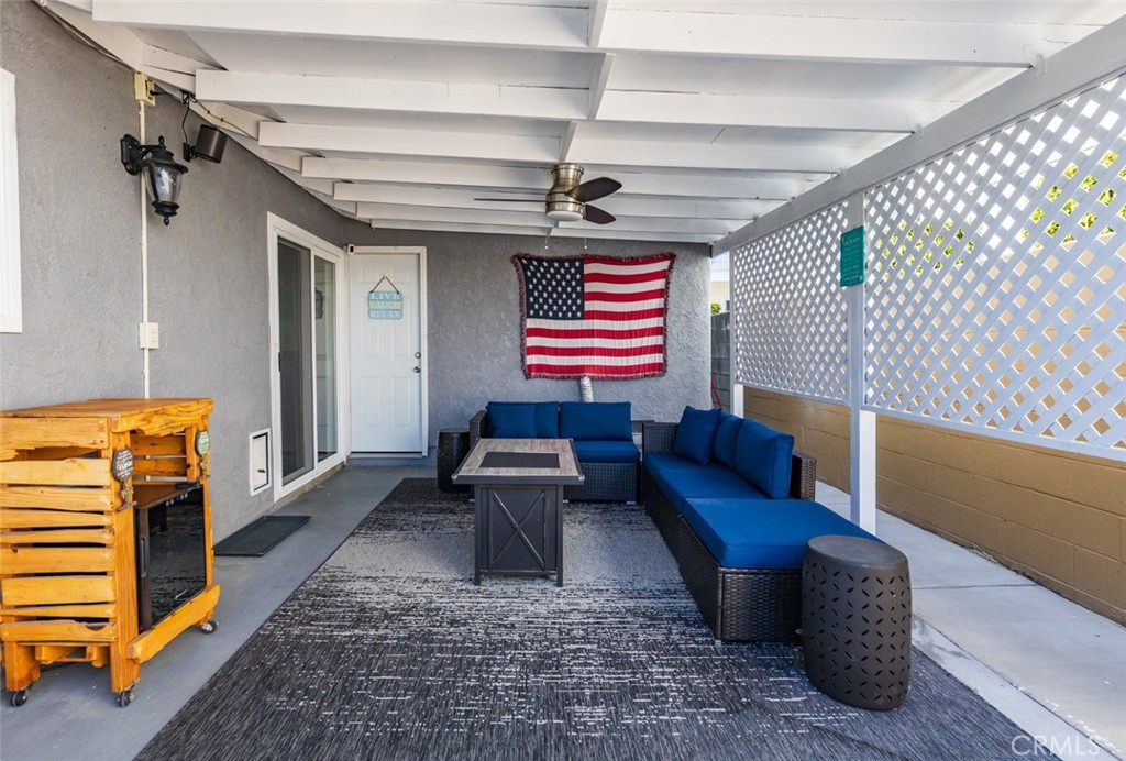 15217 Eastwood Avenue