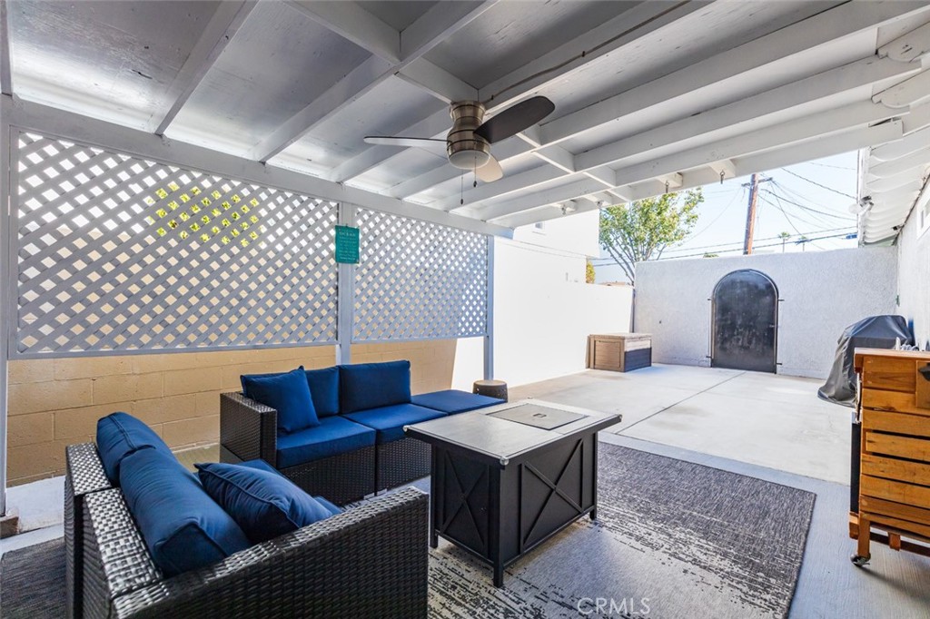 15217 Eastwood Avenue