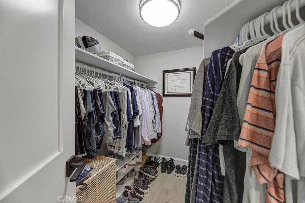 840 Loma Drive Unit: 4