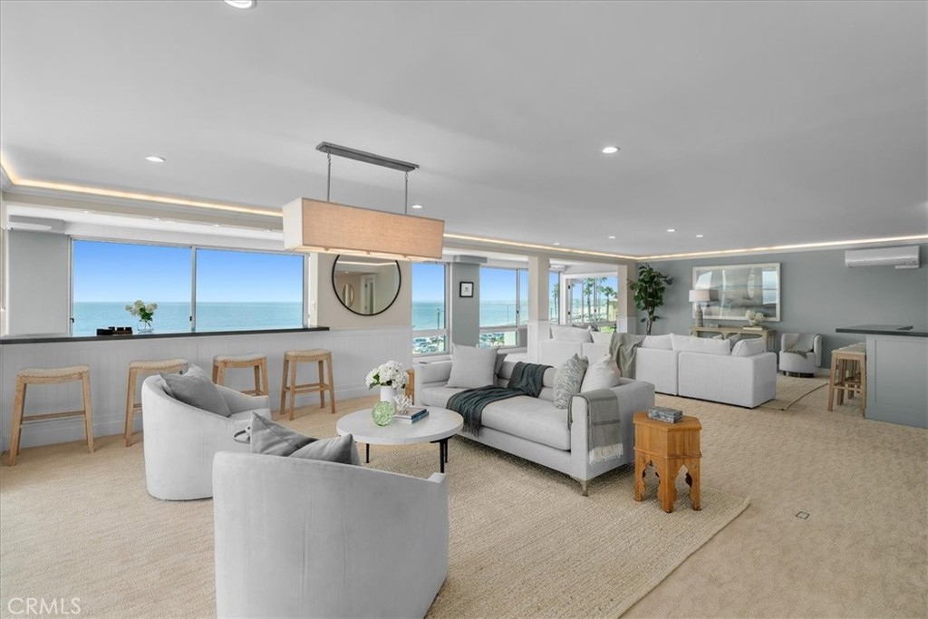 201 Calle Miramar 35