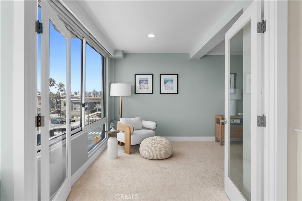 201 Calle Miramar 35