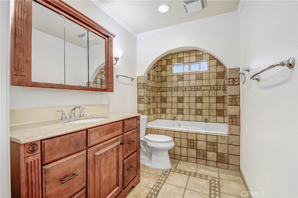 1363 Mckinley Avenue