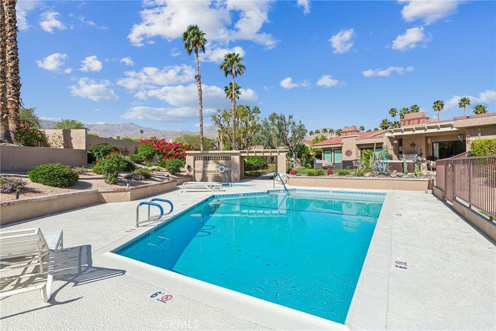 48965 Wildwood Lane