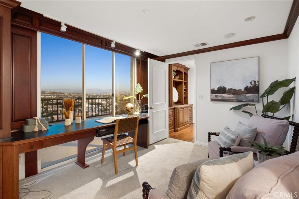 850 E Ocean Boulevard 1508