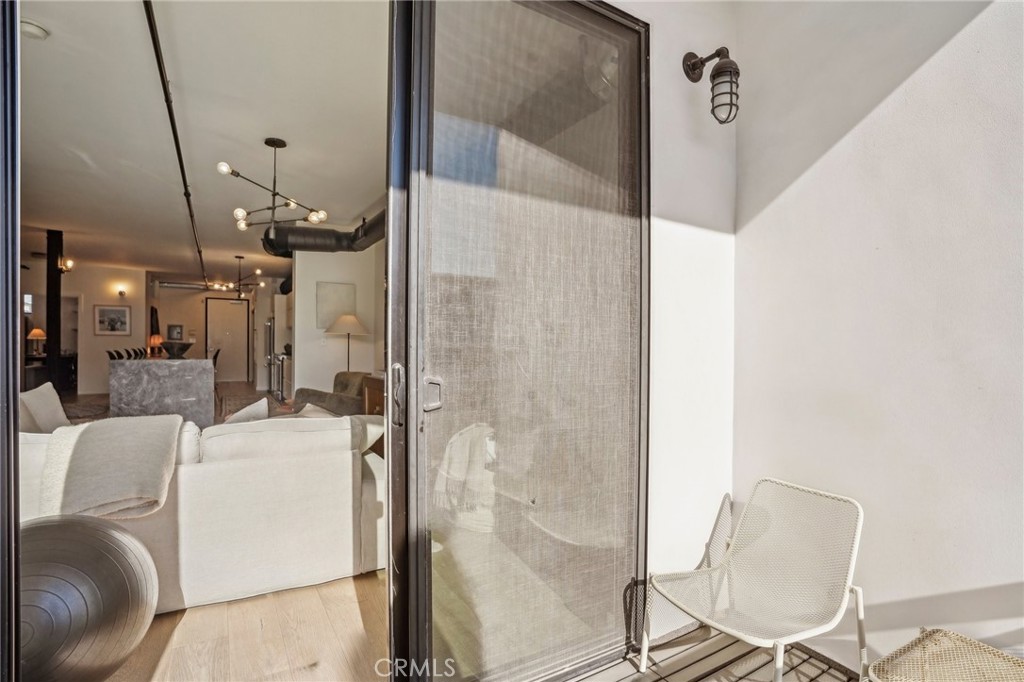 4115 Glencoe Avenue 308