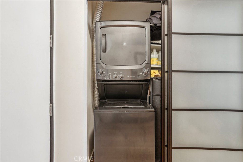 4115 Glencoe Avenue 308