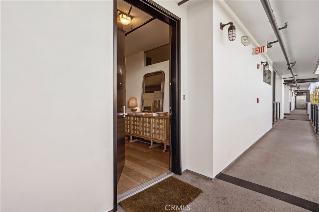4115 Glencoe Avenue 308