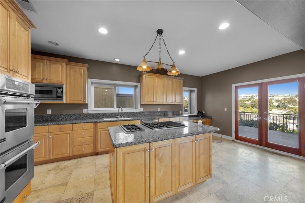1940 Loma Drive