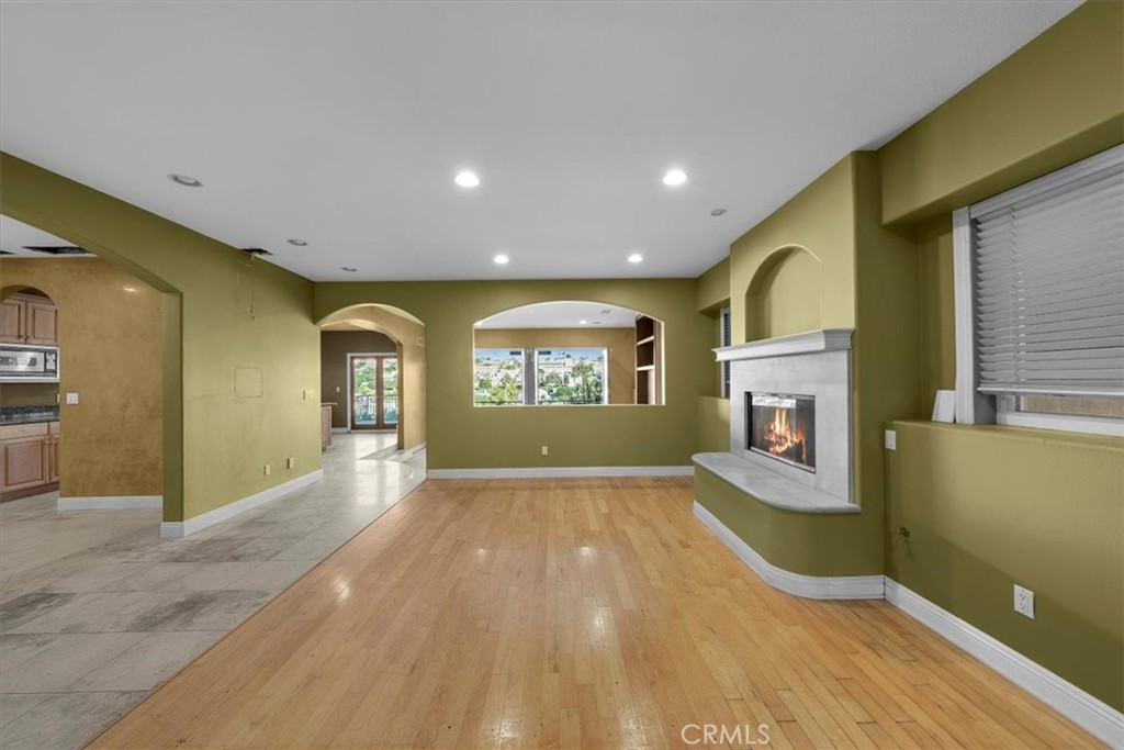 1940 Loma Drive