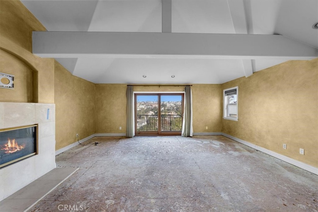 1940 Loma Drive