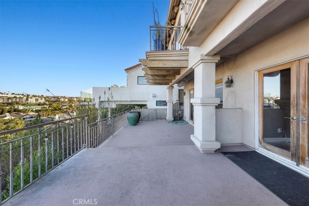 1940 Loma Drive