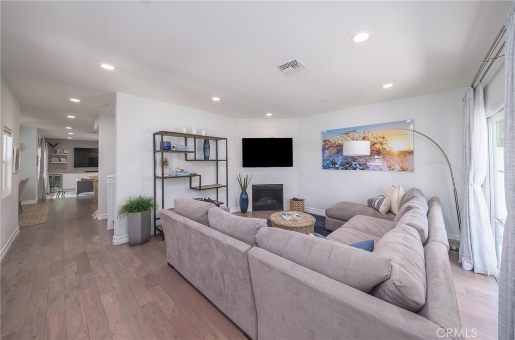 530 N Francisca Avenue A