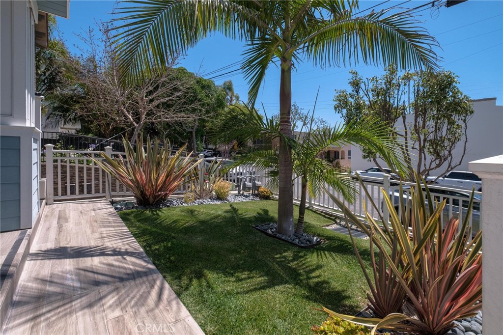 530 N Francisca Avenue A