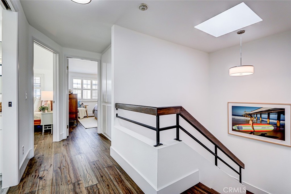 101 S Broadway 3