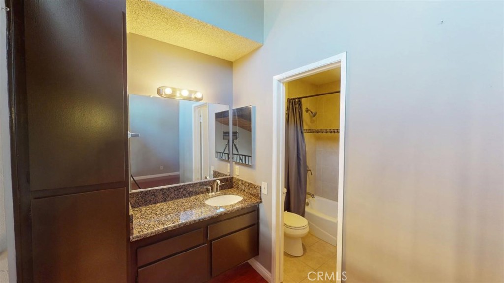 5460 White Oak Avenue G325