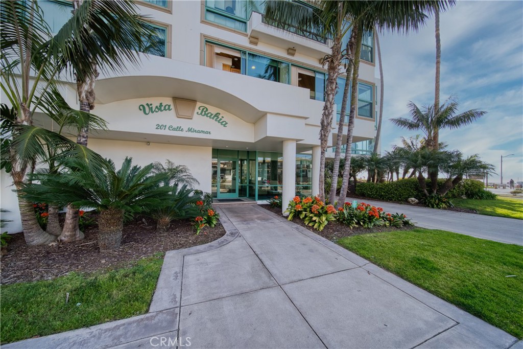 201 Calle Miramar 16